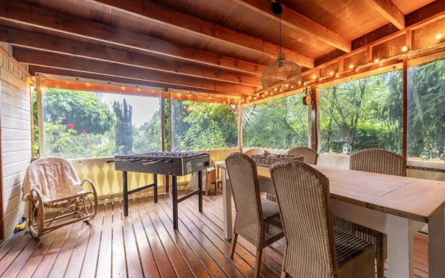 Pleasing Chalet in Stegeren near Forest