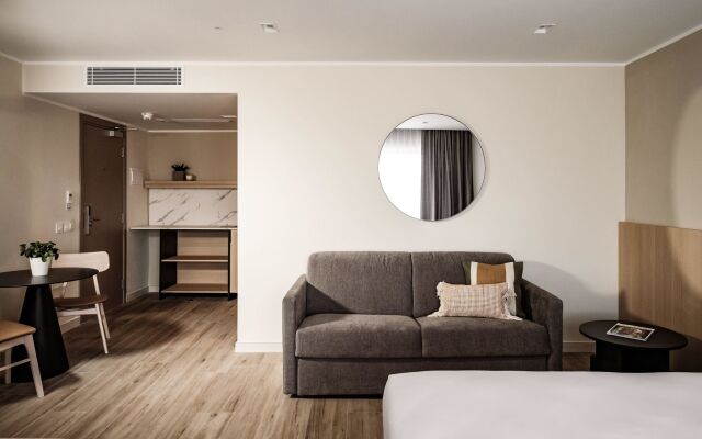 Strand Suites By Neu Collective