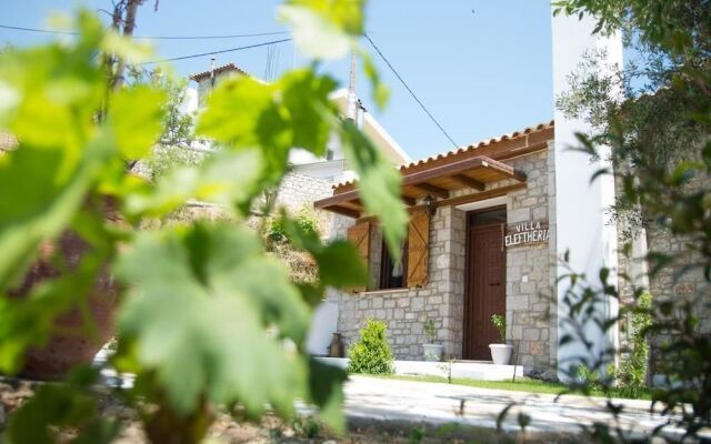 To Stolidi tis Psinthou