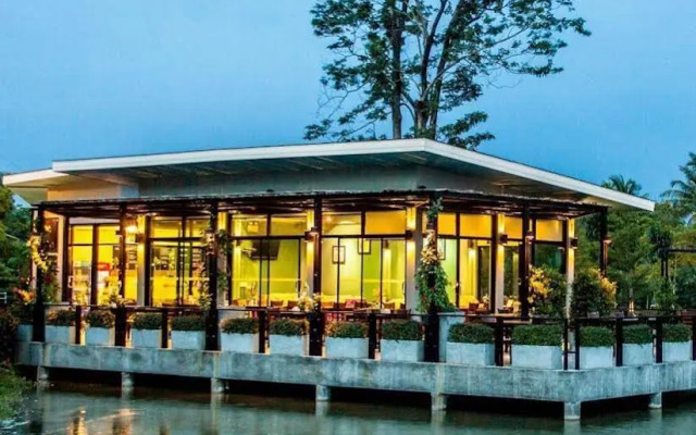 Sasima Moonlight Villa