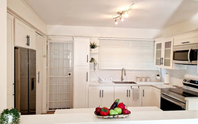 2 Bed parking gated modern