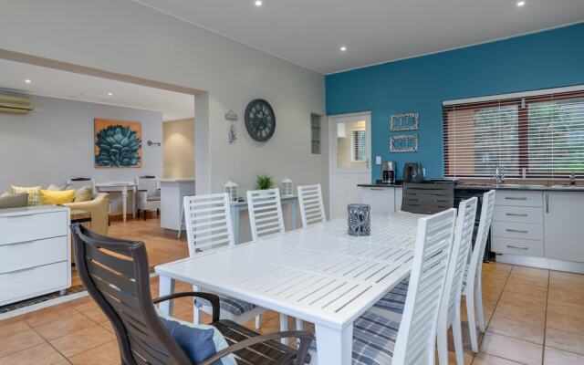 San Lameer Villa Rentals 14105