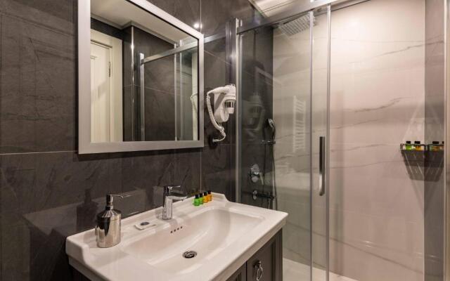 Sala Suites
