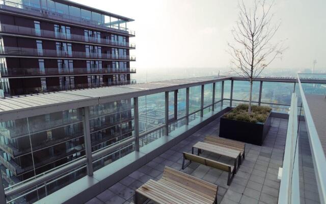 Triiiple Suites Level 22 mit Balkon und Tiefgarage