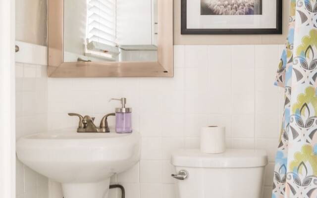 SoHo 2 BR with Parking and WiFi by Frontdesk