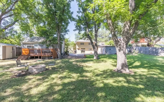 Tristian Suite Walk to Main Street