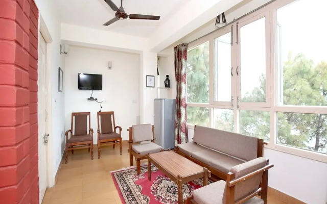 OYO 13404 Home Studios Mahal Farms Kasauli