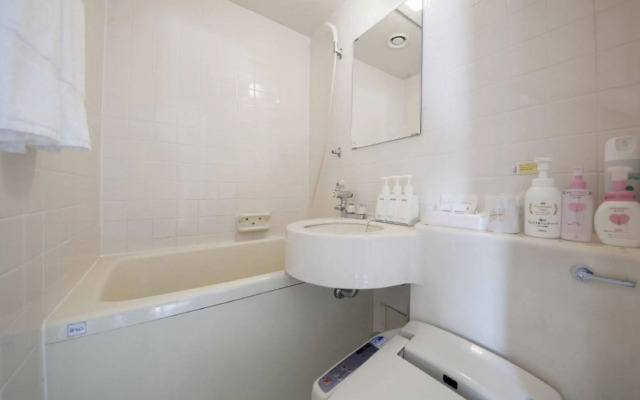 Shinjuku Urban Hotel