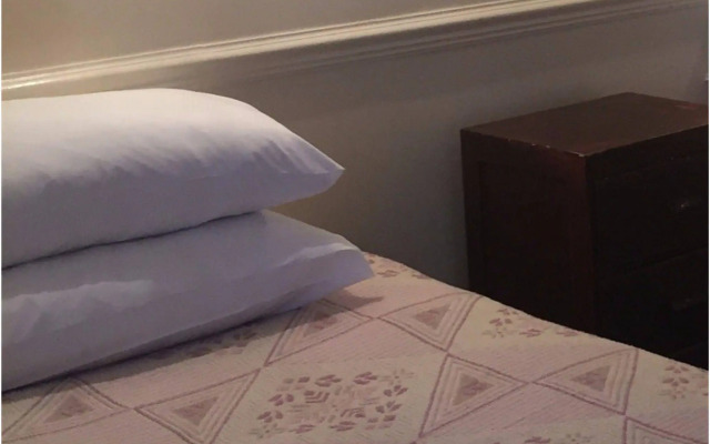 Colnbrook Lodge Guest House