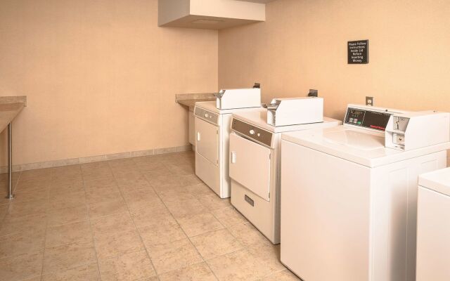 Hampton Inn & Suites Suisun City Waterfront