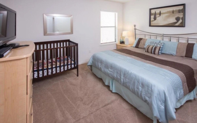 Robert's Cypress Pointe Vacation Home