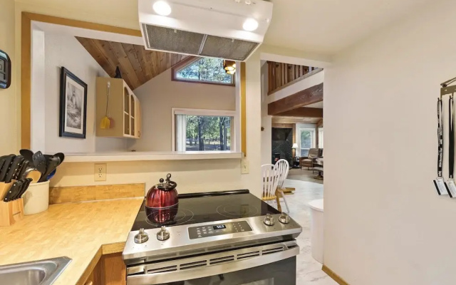 Sequoia 14 2 Bedroom Home