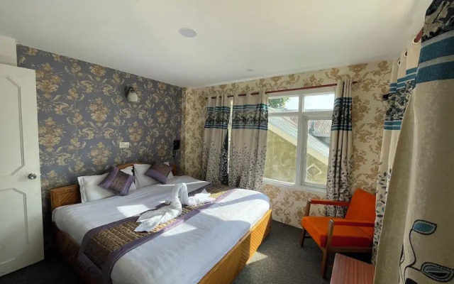 Heritage Rose Inn
