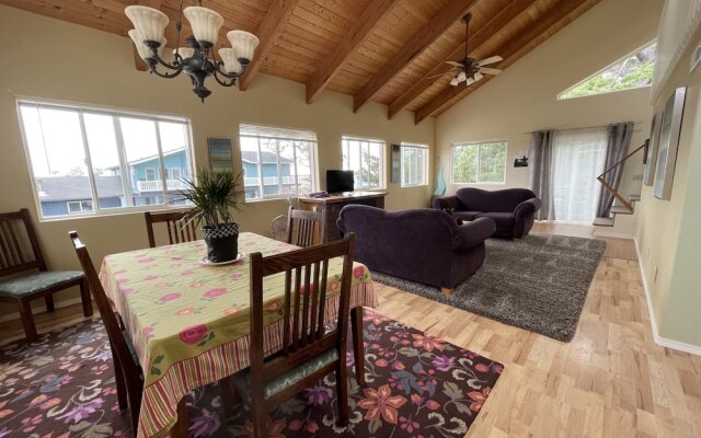 Bayshore RV Park & Guest Suites