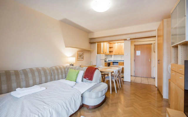 Minded Manor Apartment