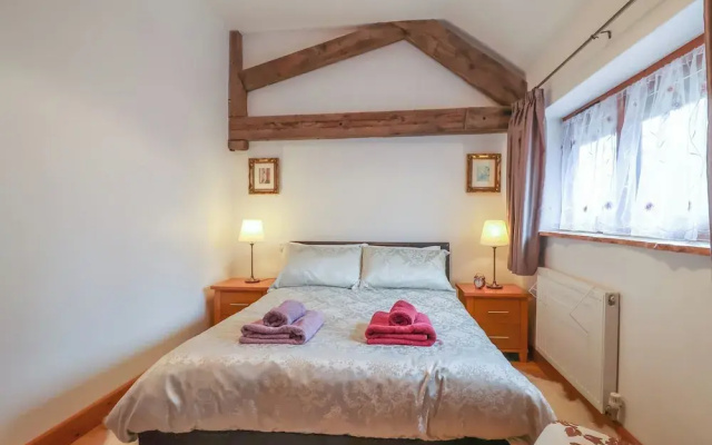 Oak Cottage