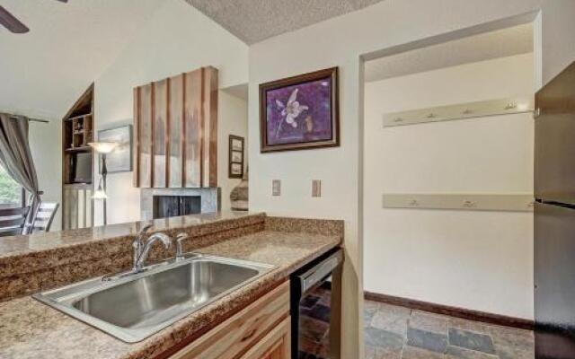 Sf204 Snowflake Condo