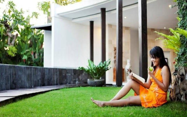 Dwi Bunga Villa