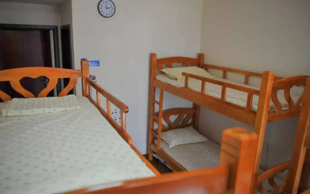 Yi Jia Ren Hostel