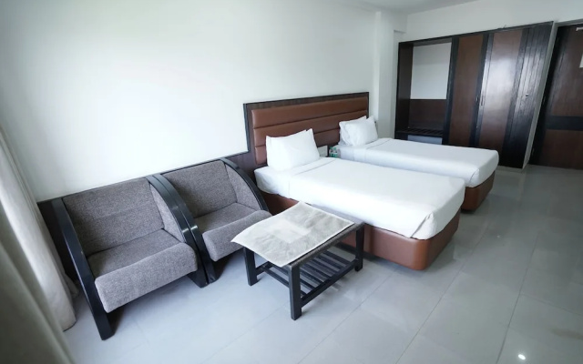 Metropolis Hotel