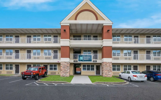 Mainstay Suites Knoxville - Cedar Bluff
