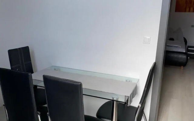 Varkerulet Apartman