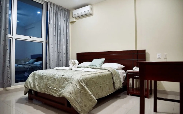 Lc Piura Hotel