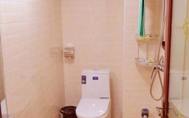 Hechi Bamalongjun House Hotel