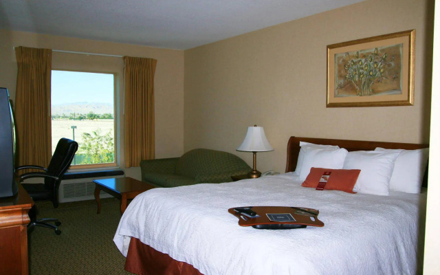 Hampton Inn & Suites Palm Desert