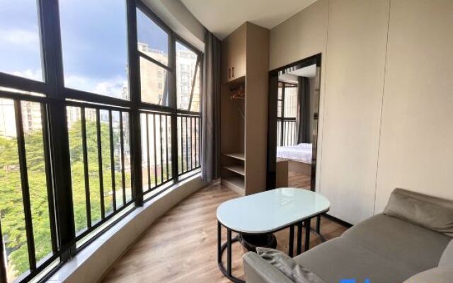 Zhongshan Baichuan Apartment