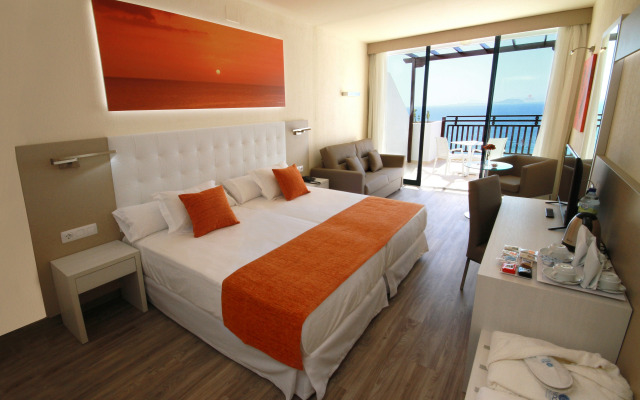 Sandos Papagayo Hotel