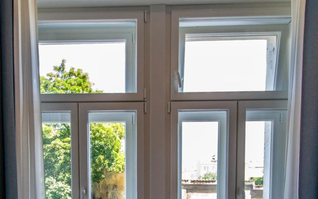 Ruterra Apartments by Cathedral