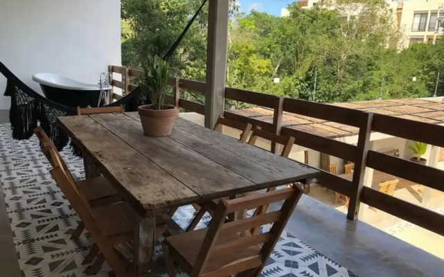 Elegant 2-br Flat Near Downtown Tulum Area