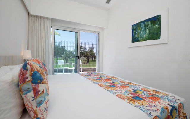 Hotel LIVVO Dunagolf Suites