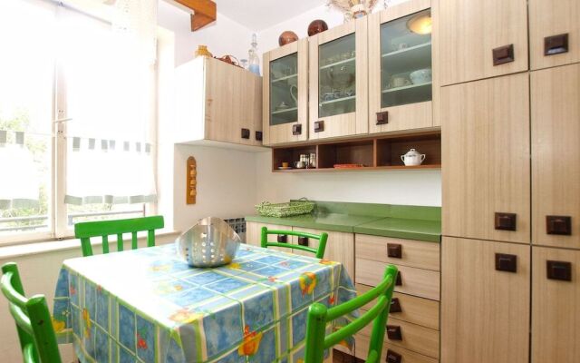 Apartment 1582