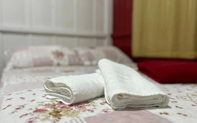 Casa Suzena 300 metros Beto Carrero e Praias