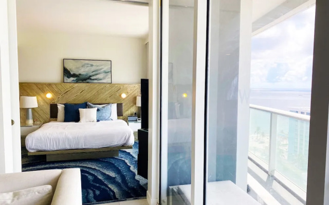 OneLuxStay at W Residences
