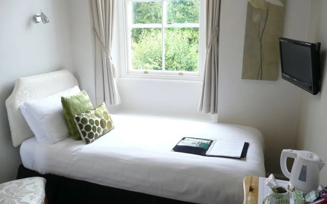 Rosemount Guest House