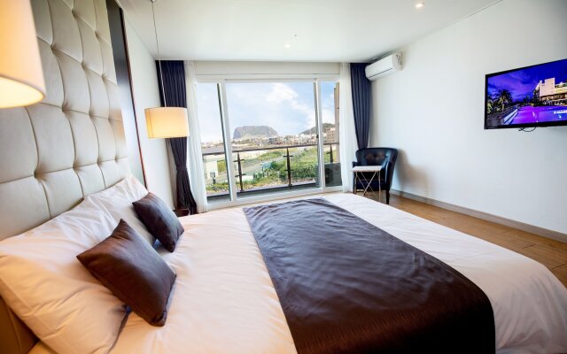 The Four Graces Resort