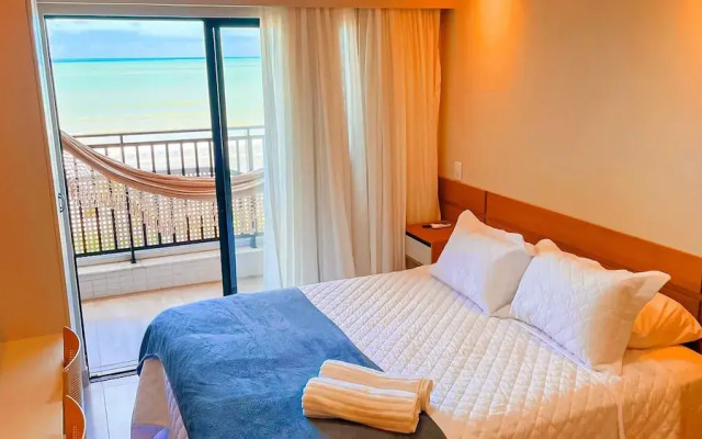 Ocean Art Park by Living