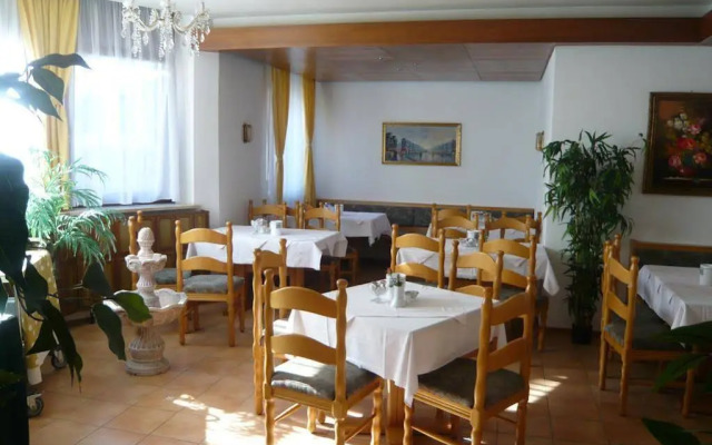 Hotel Royal