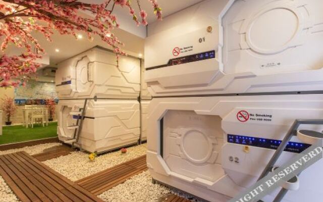 Sakura Grand Capsule Hostel