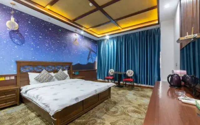 Lushan Wei'ai Theme Hotel