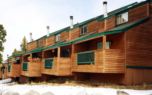 Rockridge 2BR Townhouses