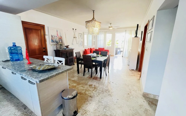 Beauty Pool Views Aparment With Private Beach O201