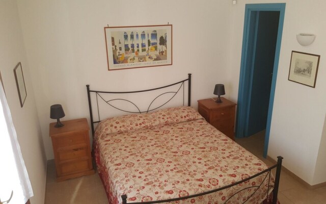 House With 2 Bedrooms in Carovigno, With Furnished Garden - 5 km From