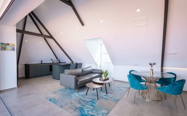 The Handelskade Crown A Historical Penthouse