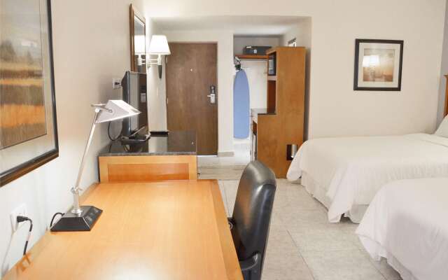 Days Inn by Wyndham Piedras Negras