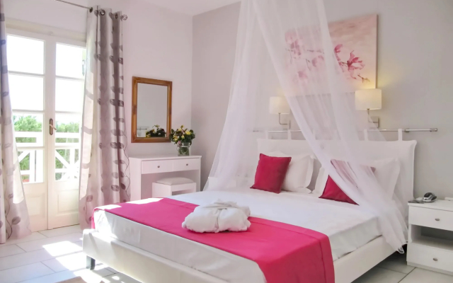 Camara Hotel