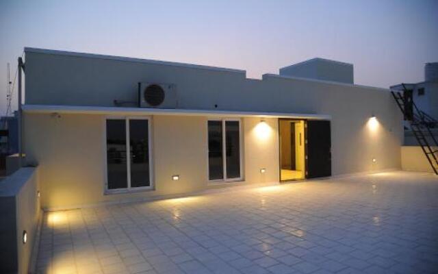 Stay Bay Service Apartments
